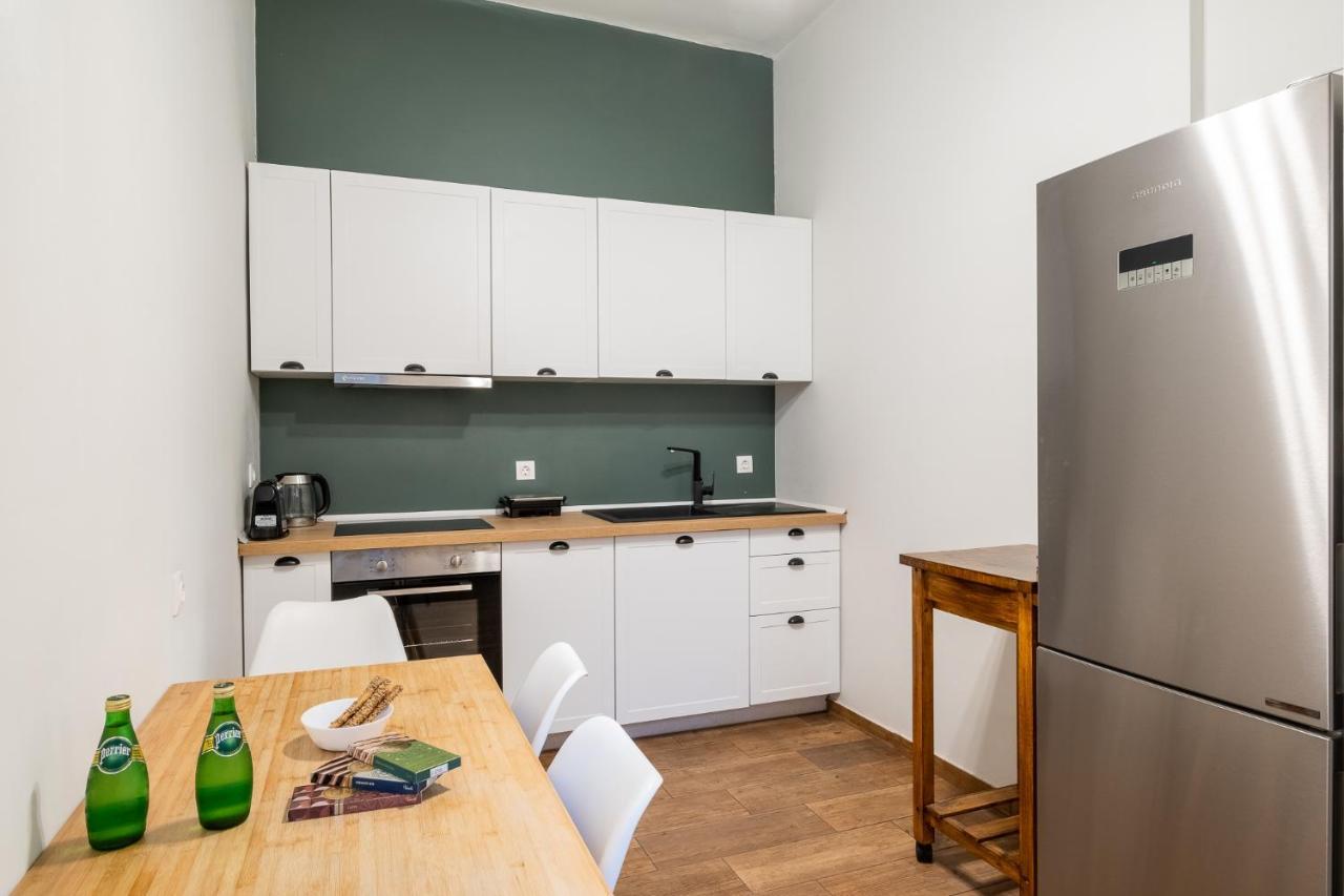 Central5 Boutique Apartments With Common Garden Next To Metro Athens Ngoại thất bức ảnh