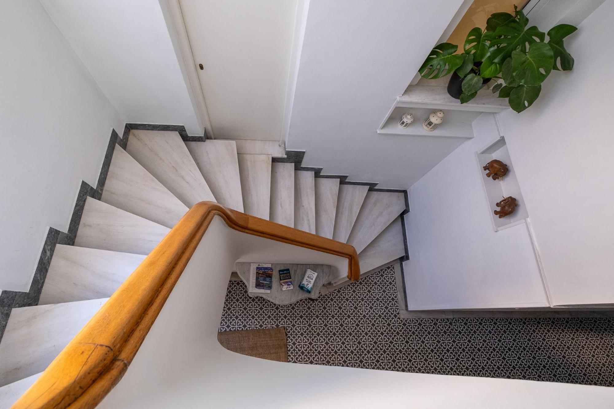 Central5 Boutique Apartments With Common Garden Next To Metro Athens Ngoại thất bức ảnh